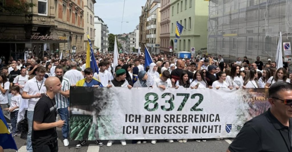 ”JA SAM SREBRENICA. NE ZABORAVLJAM.”